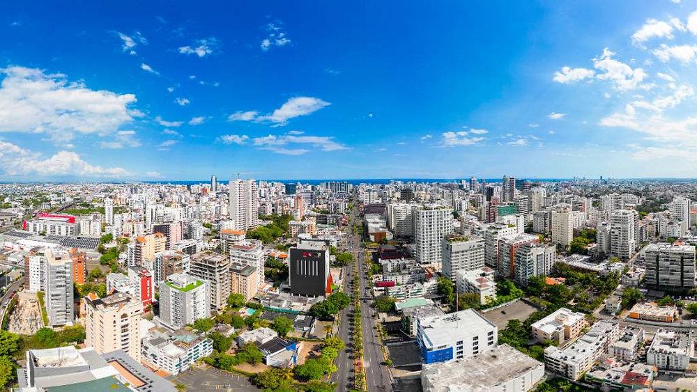 Skyline moderno de Santo Domingo en República Dominicana